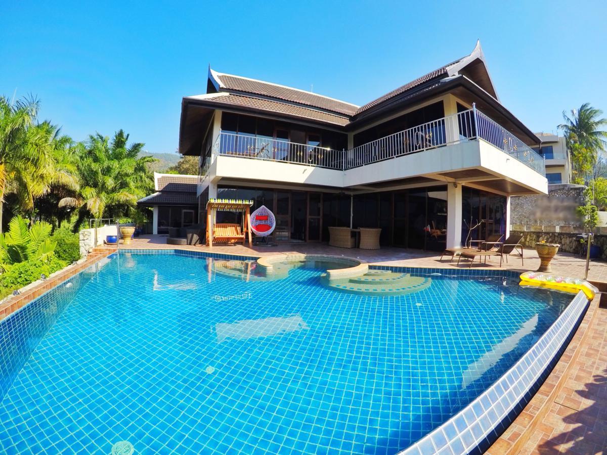 Happy Holidays Luxury Pool Villa Patong Luaran gambar