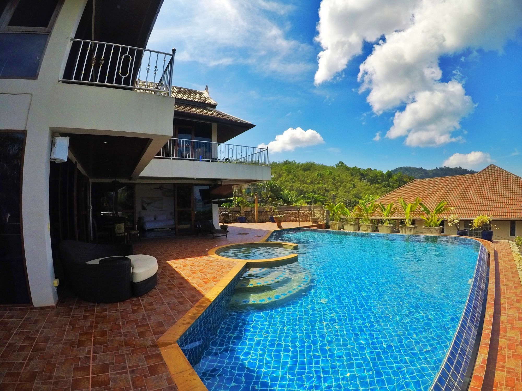 Happy Holidays Luxury Pool Villa Patong Luaran gambar